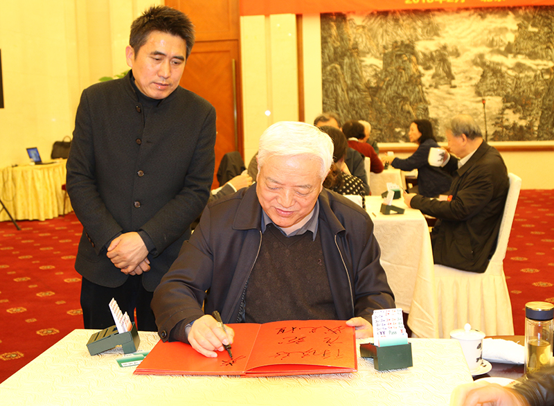 蔡庆华.jpg